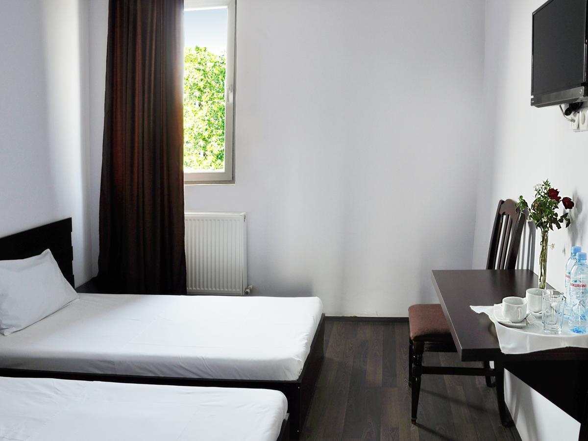 Grand Hotel Tiflis Exterior foto